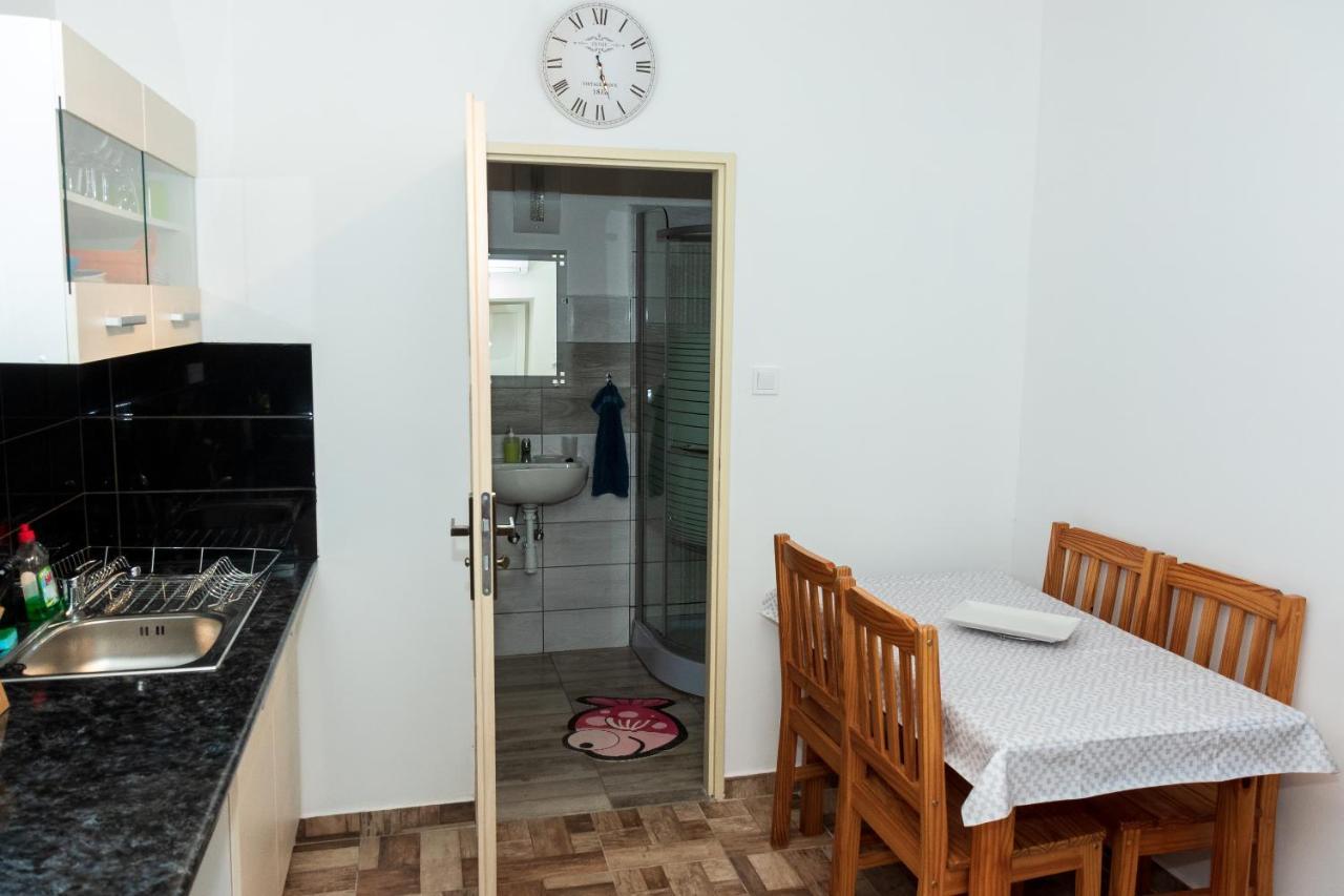 Olivia Apartman Apartment Sarospatak Exterior photo